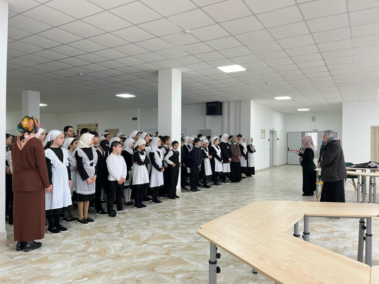 Беседы с учащимися.